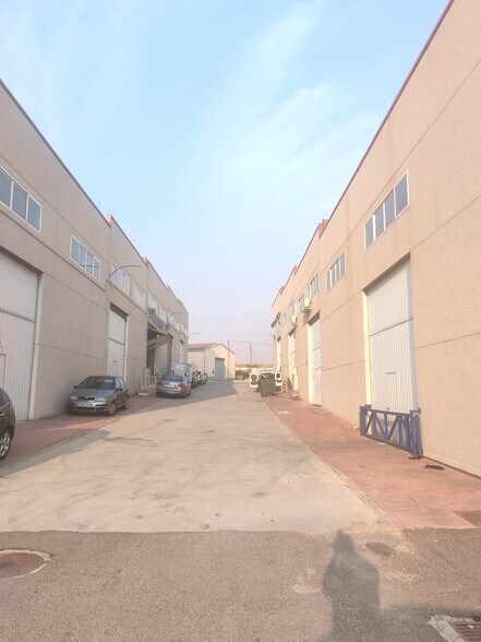 Industriel/Logistique dans Valdemoro, Madrid à vendre - Photo de l’immeuble – Image 2 sur 4