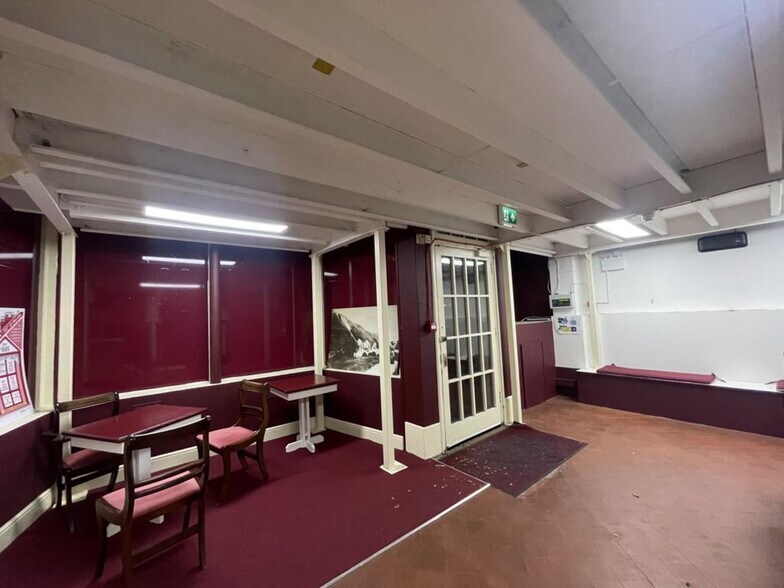 133 Sandgate Rd, Folkestone à louer - Photo de l’immeuble – Image 3 sur 10