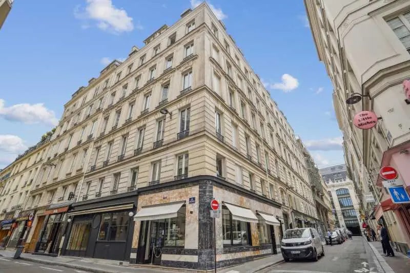 Bureau dans Paris à louer - Photo de l’immeuble – Image 1 sur 15