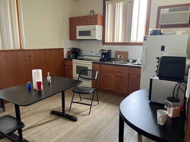 945 Rahway Ave, Union Township, NJ à vendre - Photo intérieure – Image 2 sur 7