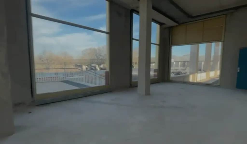 Local commercial dans Saint-Denis à louer Photo intérieure– Image 1 sur 10