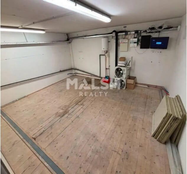 Bureau dans Villefontaine à louer - Photo intérieure – Image 3 sur 6