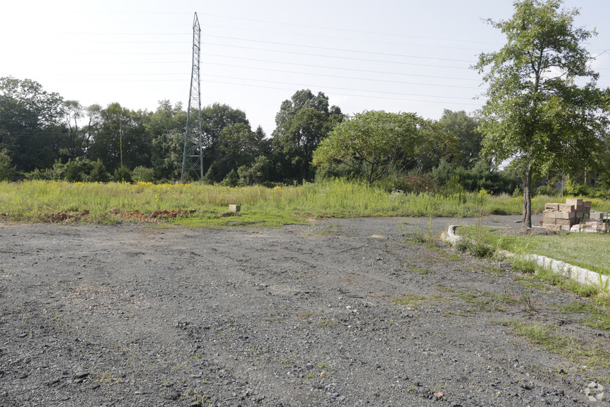 186 Princeton Hightstown Rd, West Windsor, NJ à louer - Photo de l’immeuble – Image 3 sur 8