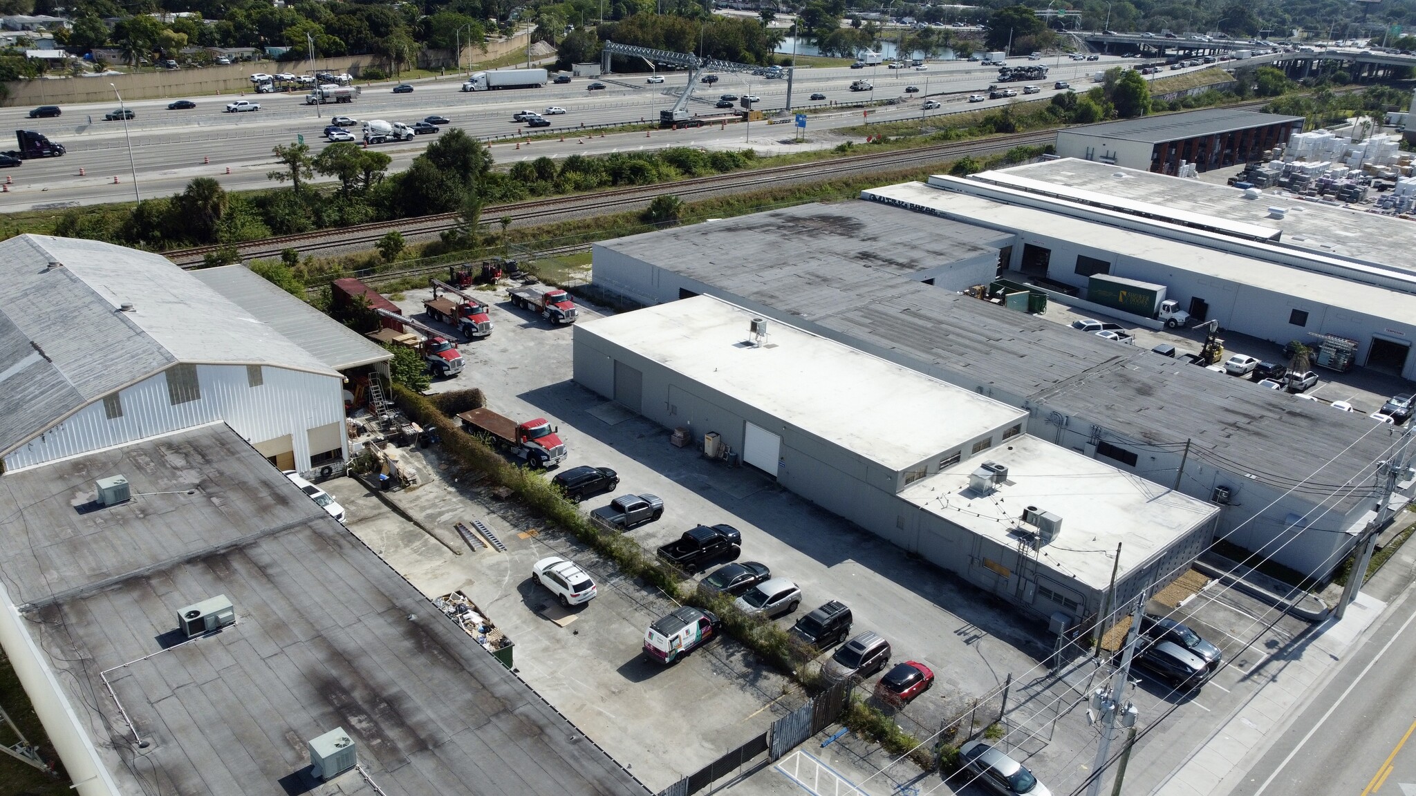 1220 NW 23rd Ave, Fort Lauderdale, FL à louer Photo principale– Image 1 sur 8