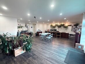 337 Monroe St, San Jose, CA à louer Photo intérieure– Image 1 sur 6