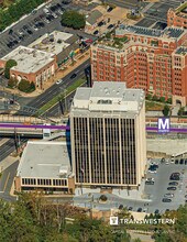 8401 Connecticut Ave, Chevy Chase, MD - VUE AÉRIENNE vue de carte - Image1