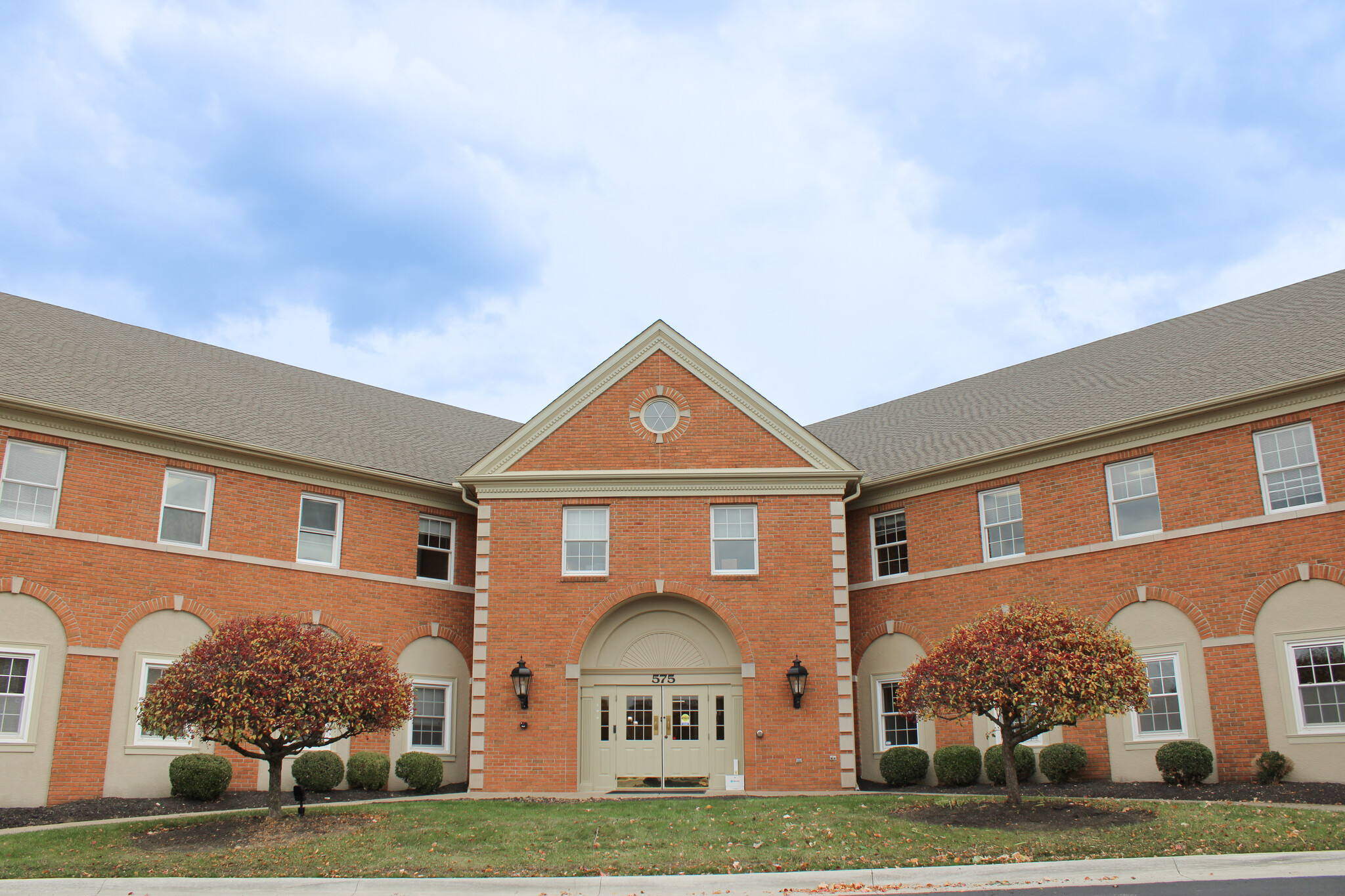 595 Copeland Mill Rd, Westerville, OH à louer Photo de l’immeuble– Image 1 sur 10