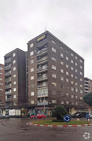 Avenida del Príncipe Felipe, 54, Talavera de la Reina, Toledo à vendre - Photo de l’immeuble – Image 2 sur 2