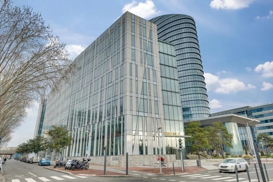 21 Rue Bara, Issy-les-Moulineaux à louer - Photo de l’immeuble – Image 1 sur 9