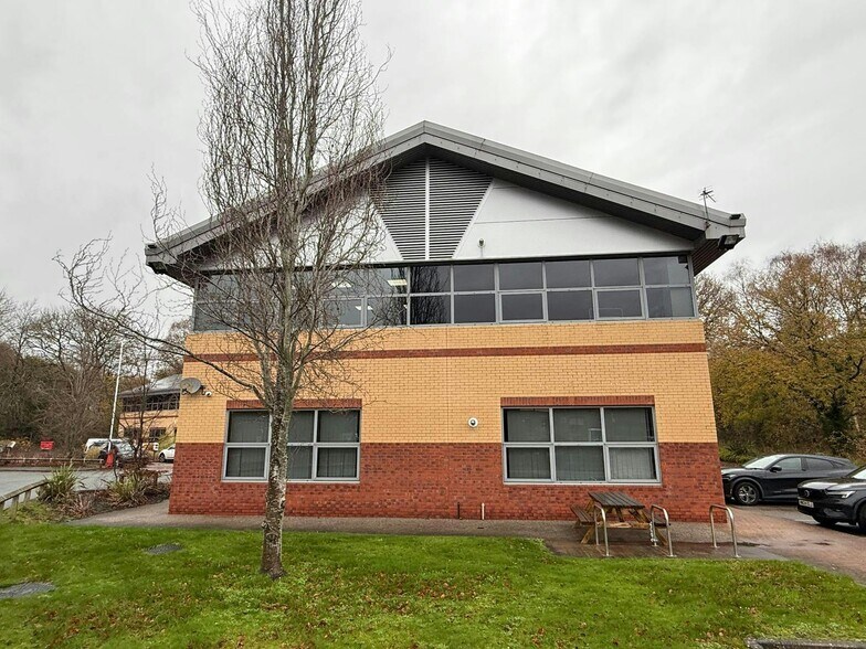 Evenwood Clos, Runcorn à louer - Photo de l’immeuble – Image 2 sur 7