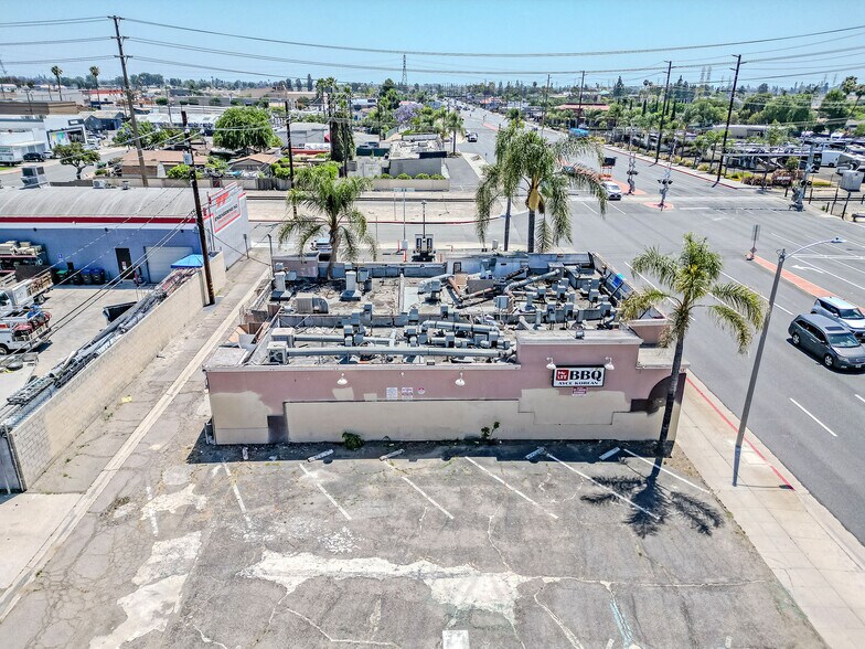 10712 Beach Blvd, Stanton, CA à vendre - Photo de l’immeuble – Image 3 sur 19