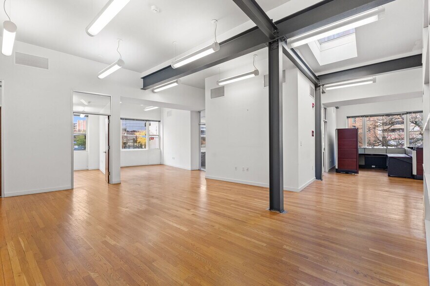 953 Washington Blvd, Stamford, CT à louer - Photo intérieure – Image 3 sur 15