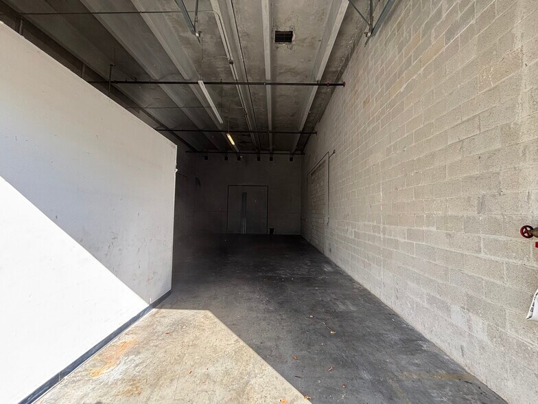 19101 SW 108 Ave, Miami, FL à louer - Photo de l’immeuble – Image 3 sur 33