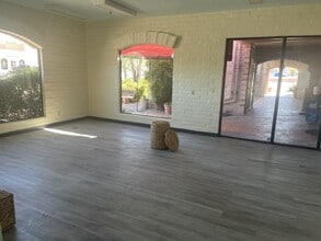 6761 E Tanque Verde Rd, Tucson, AZ à louer Photo intérieure– Image 2 sur 9