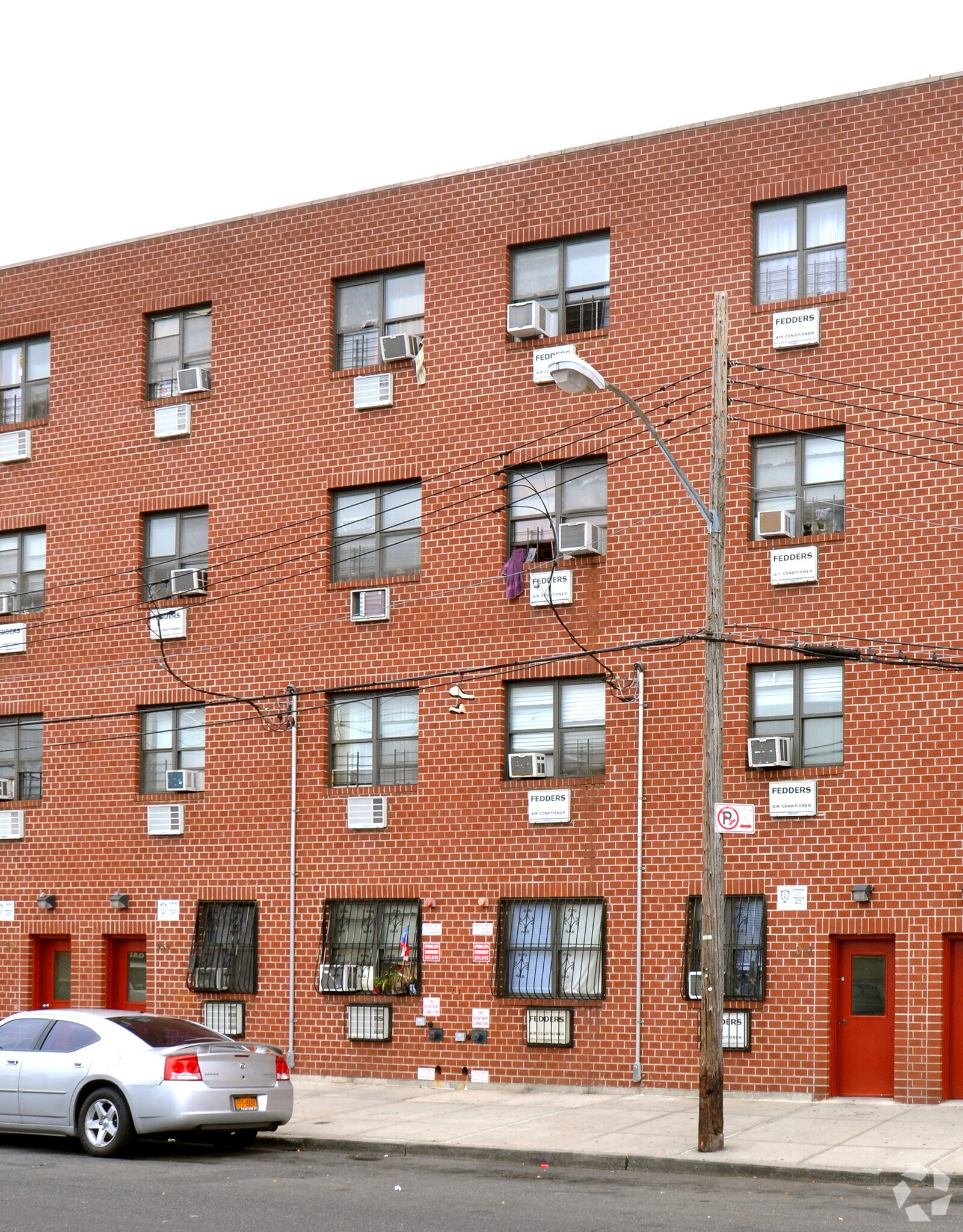 941 Croes Ave, Bronx, NY à vendre Photo principale– Image 1 sur 3