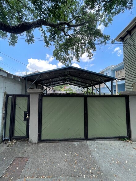 1209 Barnard St, Savannah, GA à louer - Photo de l’immeuble – Image 3 sur 14