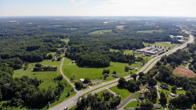 118 Kidd Rd, Colfax, NC à vendre - Aérien – Image 2 sur 8
