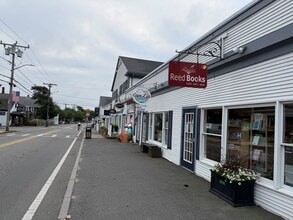 537 Main St, Harwich Port, MA à louer Photo intérieure– Image 1 sur 6