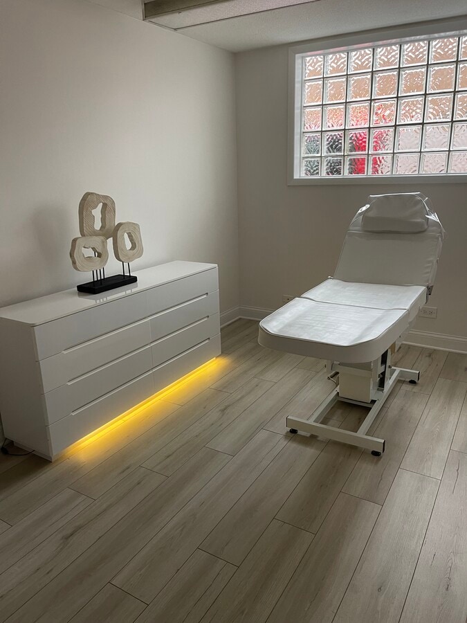 1405 S Harlem Ave, Berwyn, IL 60402 - Lot 1405 - - Photo intérieure - Image 1 of 4