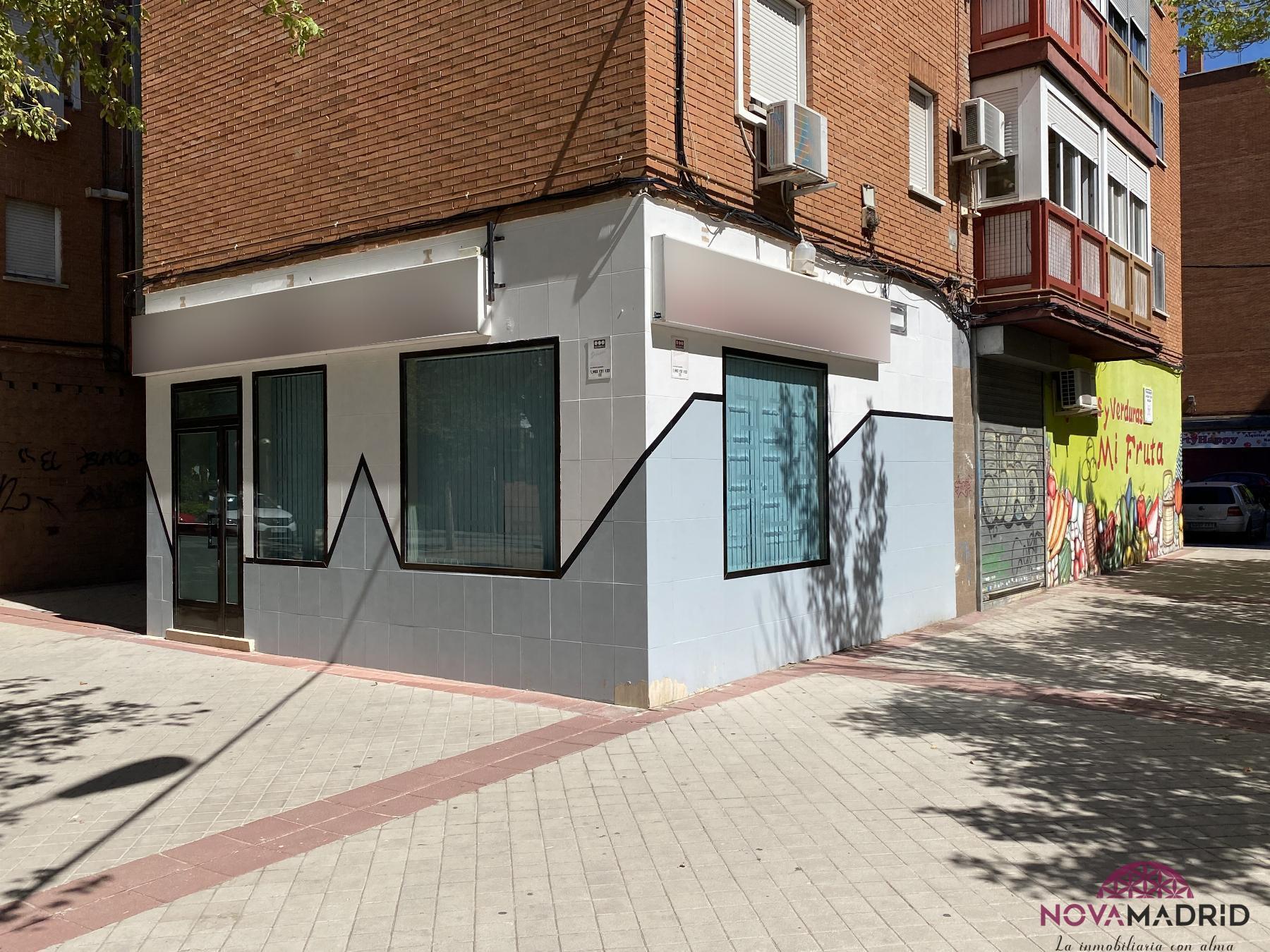 Local commercial dans Fuenlabrada, Madrid à louer Plan d’étage– Image 1 sur 7