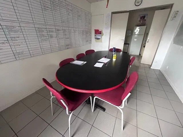 Local d'activités dans Chalon-sur-Saône à vendre - Photo de l’immeuble – Image 2 sur 7