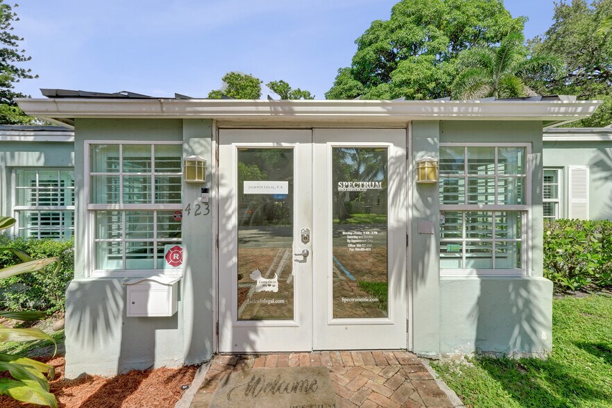 423 SE 19th St, Fort Lauderdale, FL à vendre - Photo de l’immeuble – Image 2 sur 36
