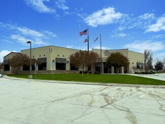 Plus de détails pour 19466 Flightpath Way, Bakersfield, CA - Local d’activités à vendre