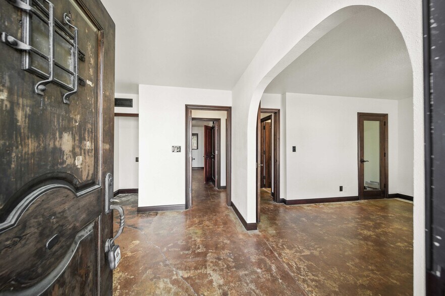 22508 Market St, Santa Clarita, CA à louer - Photo intérieure – Image 2 sur 8