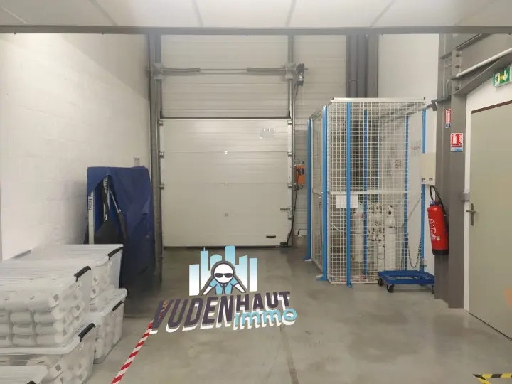 Local d’activités dans Toulouse à louer - Photo de l’immeuble – Image 2 sur 9