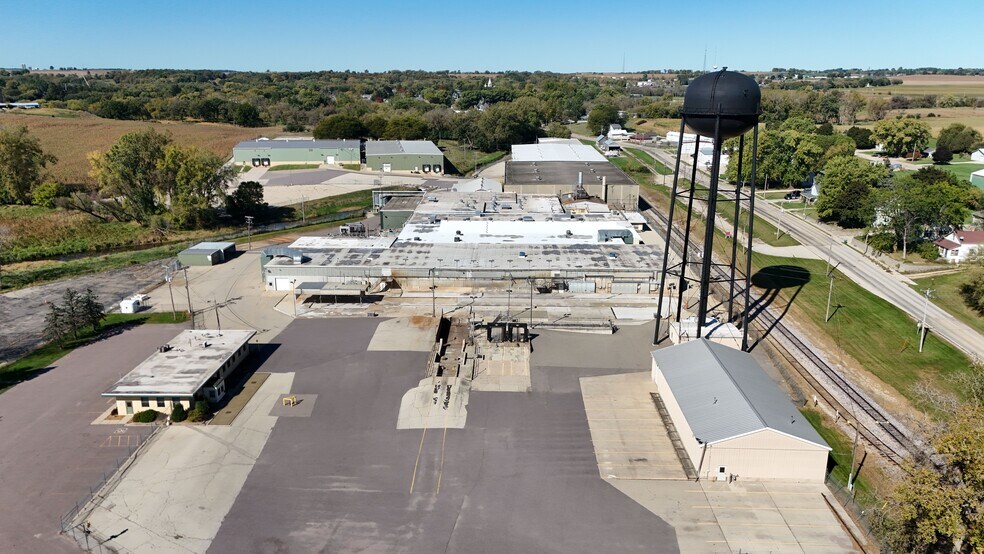 680 E John St, Markesan, WI à louer - Photo de l’immeuble – Image 3 sur 18