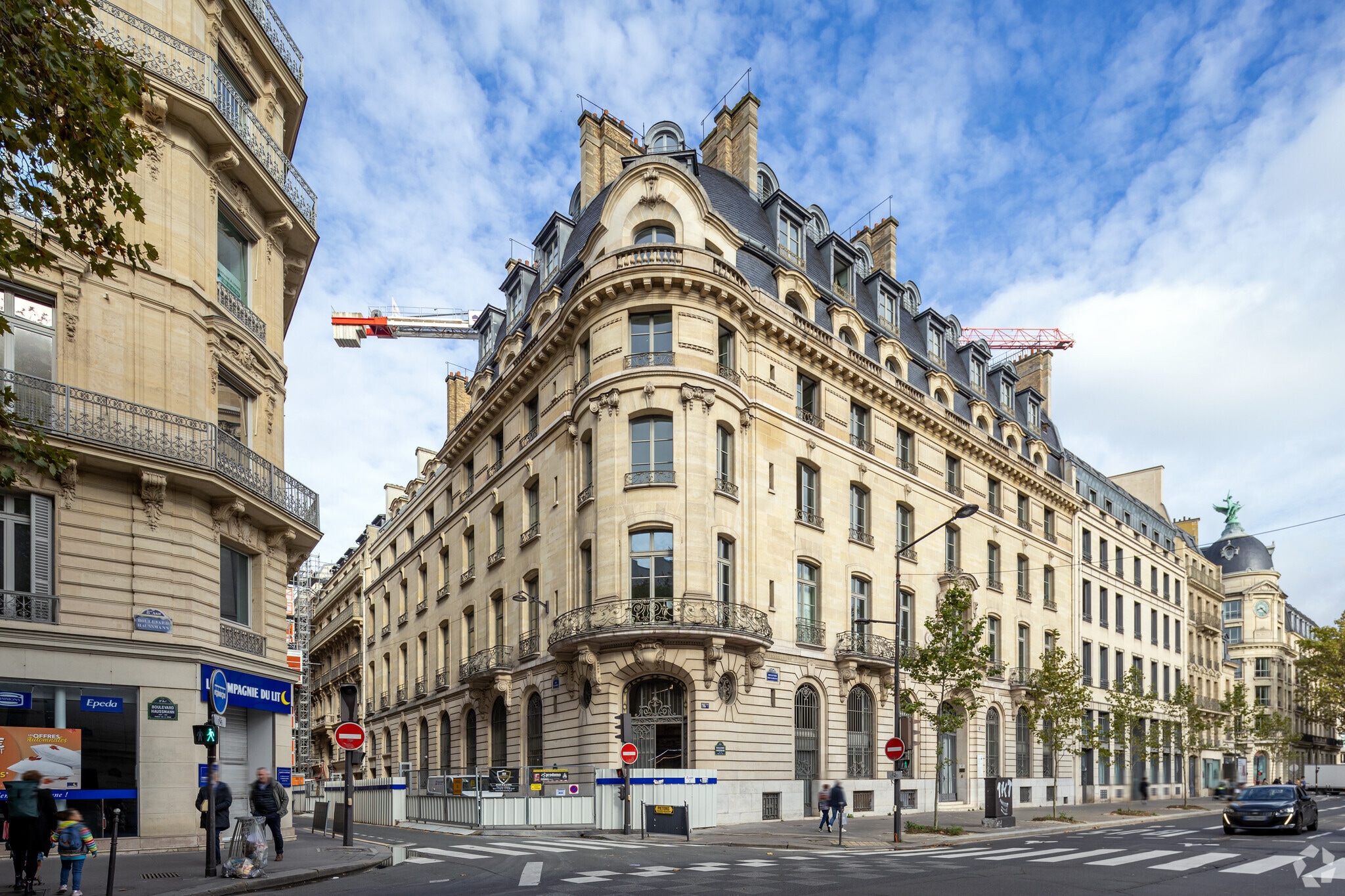 78 Rue D'Anjou, Paris à louer Photo principale– Image 1 sur 10