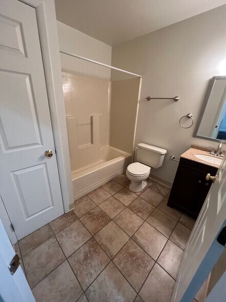 1221 E Carson St, Pittsburgh, PA à vendre - Photo de l’immeuble – Image 2 sur 9
