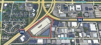 Plus de détails pour 4000 Commercial Ave, Northbrook, IL - Industriel/Logistique à louer