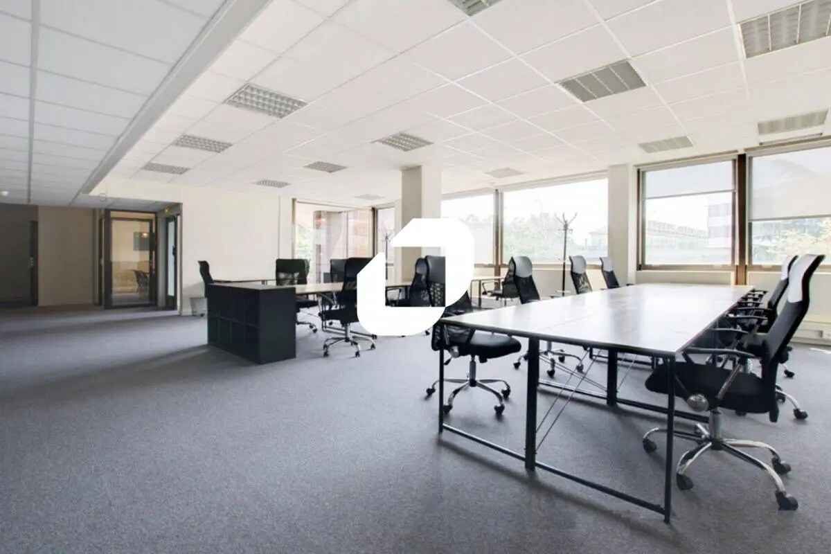 Bureau dans Saint-Cloud à vendre Photo intérieure– Image 1 sur 12