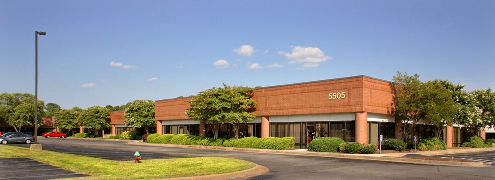5505 Robin Hood Rd, Norfolk, VA à louer - Photo de l’immeuble – Image 1 sur 16