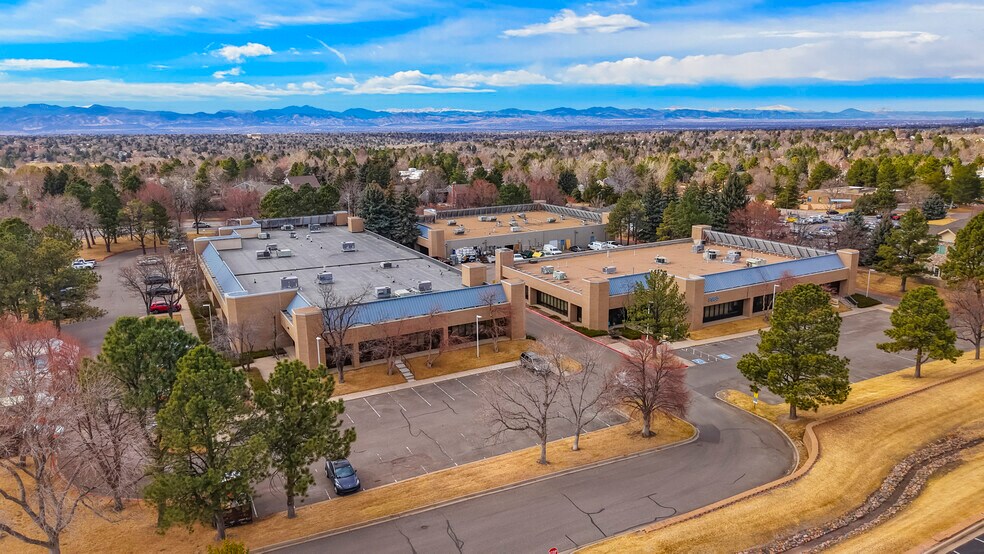 8925 E Nichols Ave, Englewood, CO à louer - Photo principale – Image 1 sur 11