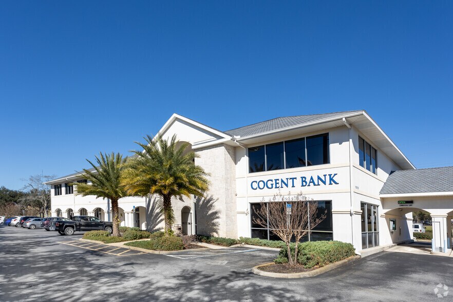 1105-1129 Saxon Blvd, Orange City, FL à louer - Photo de l’immeuble – Image 2 sur 49