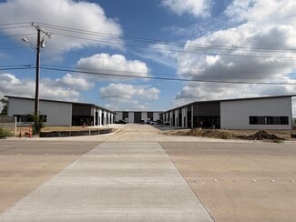 Plus de détails pour 4205 Glenview Dr, Haltom City, TX - Local d'activités à louer