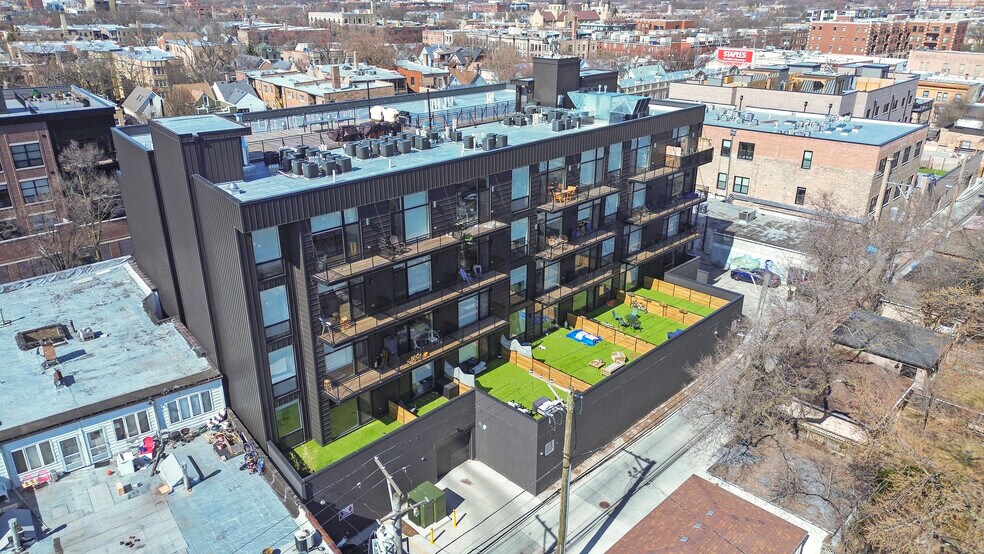 4513 N Clark St, Chicago, IL à vendre - Photo de l’immeuble – Image 3 sur 15