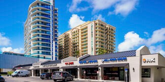 Plus de détails pour 17600-17634 Collins Ave, Sunny Isles Beach, FL - Local commercial à louer