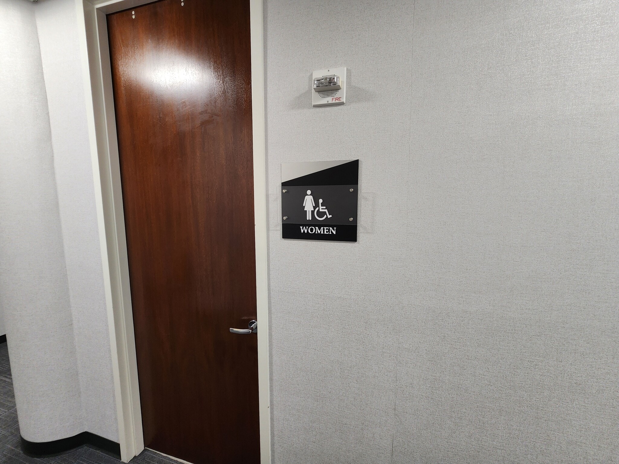 3700 Crestwood Pky NW, Duluth, GA à louer Photo intérieure– Image 1 sur 19