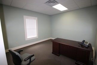 Plus de détails pour 950 3rd St, Natchitoches, LA - Bureau à vendre