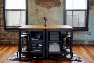 689 Central Ave, Saint Petersburg, FL à vendre Photo intérieure– Image 1 sur 2