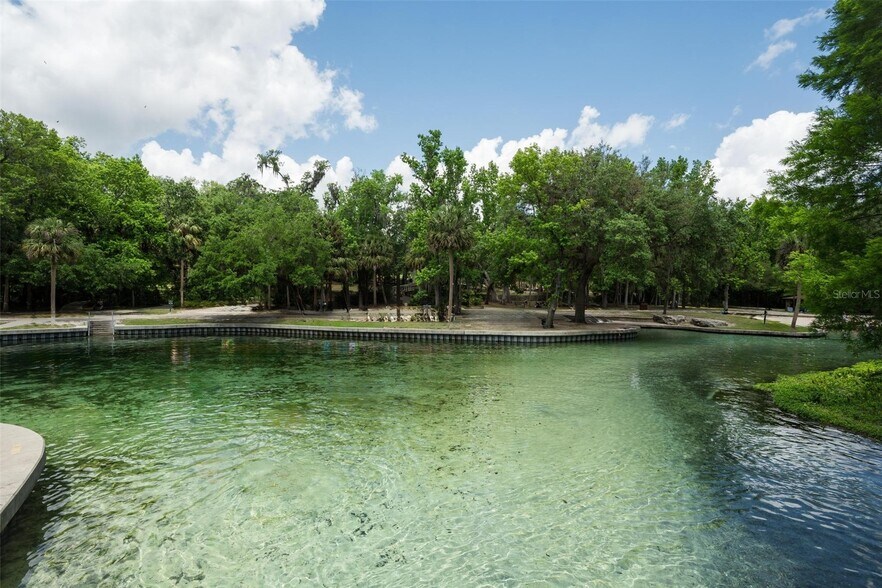 26 E Kelly Park Rd, Apopka, FL à vendre - Autre – Image 1 sur 19