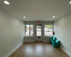 113 W Edwards St, Princeton, NC à louer Photo intérieure– Image 1 sur 8