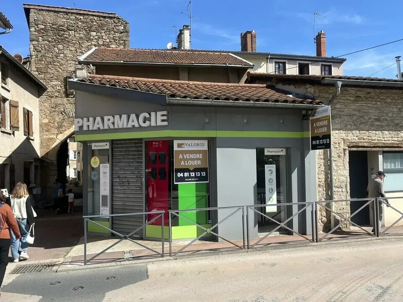 Local commercial dans Chasselay à louer - Photo de l’immeuble – Image 2 sur 8