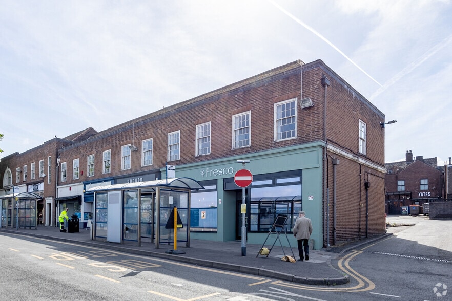 15-41 Merrial St, Newcastle Under Lyme à louer - Photo principale – Image 1 sur 10