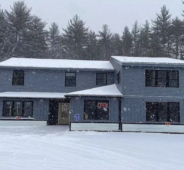 1808 Village Rd, Madison, NH à vendre - Photo de l’immeuble – Image 2 sur 10