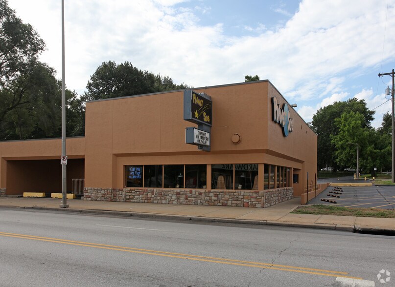 115 W 75th St, Kansas City, MO à vendre - Photo principale – Image 1 sur 3