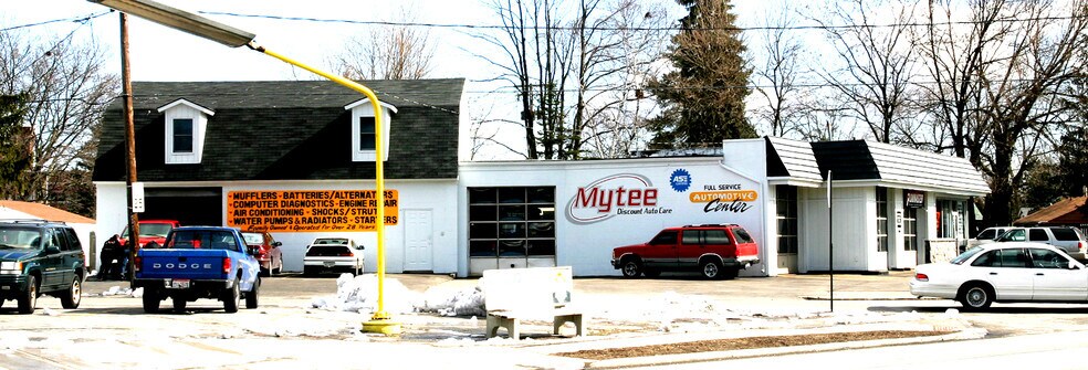 2928 Tremainsville Rd, Toledo, OH à vendre - Photo de l’immeuble – Image 2 sur 14